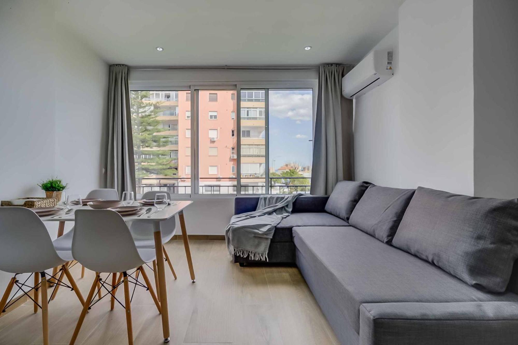 Reformado Familiar, Piscina Y Centro Lejlighed